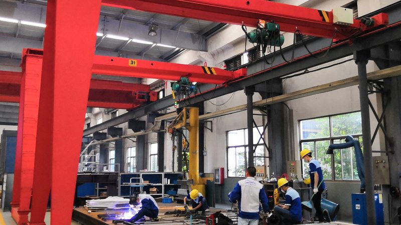 双梁起重机20吨：揭秘其核心参数与选型要点**